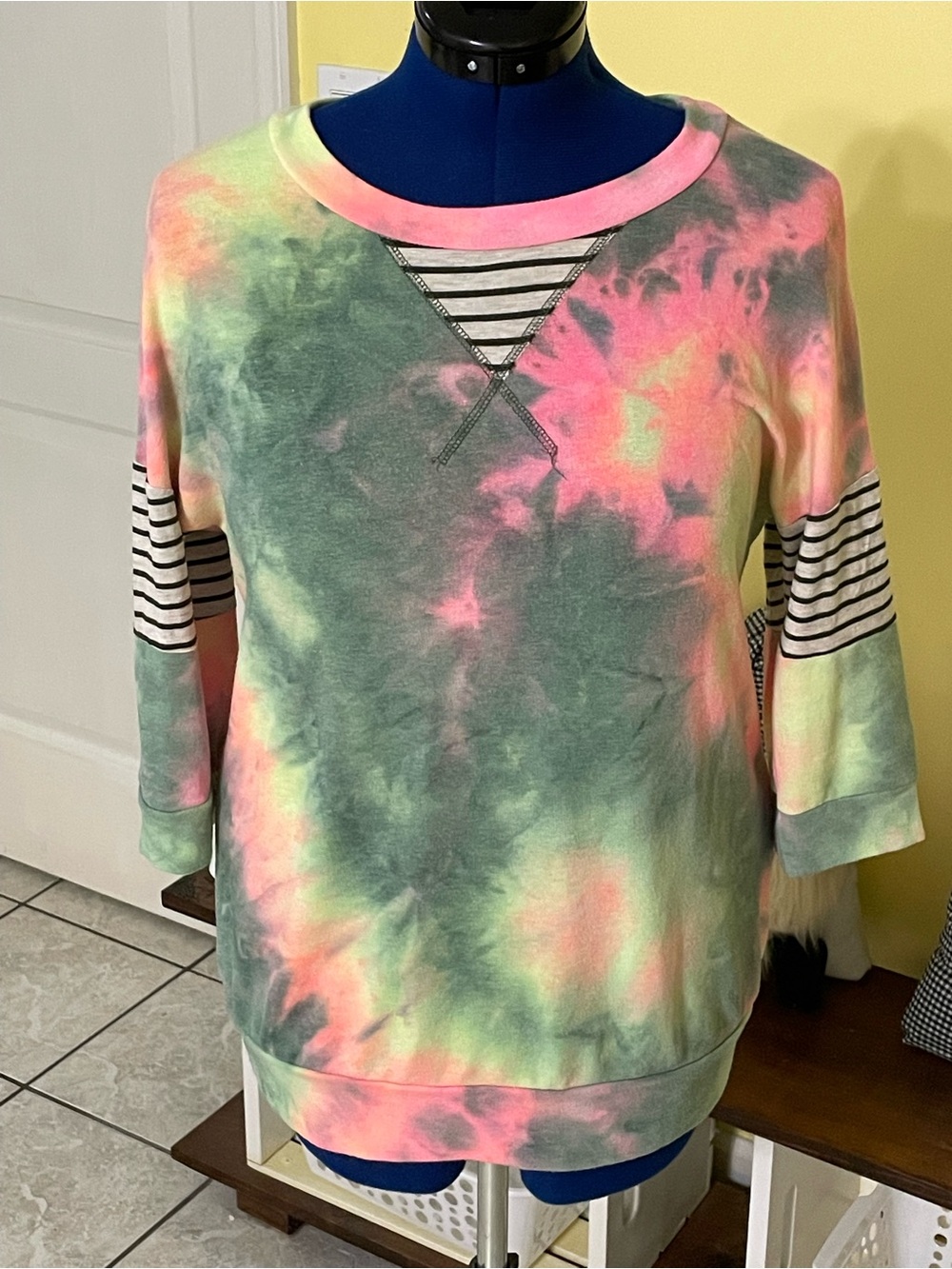 Blumin Tie-Dye Pastel Pullover Top - Pink & Green